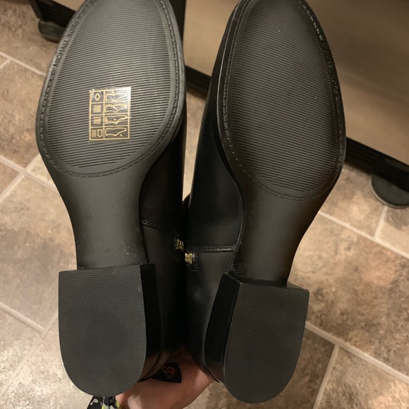 Michael Kors Arley Boot Black Gold - Picture 6 of 8